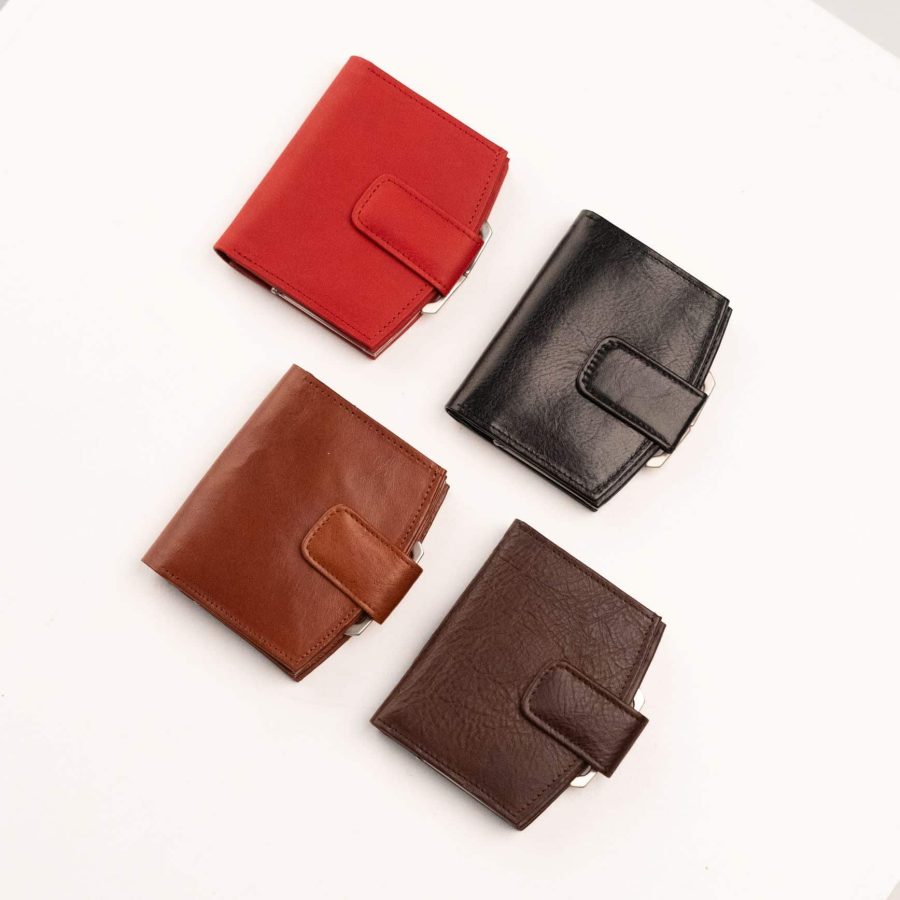 "Papiliona leather wallet with mirror handmade in Estonia