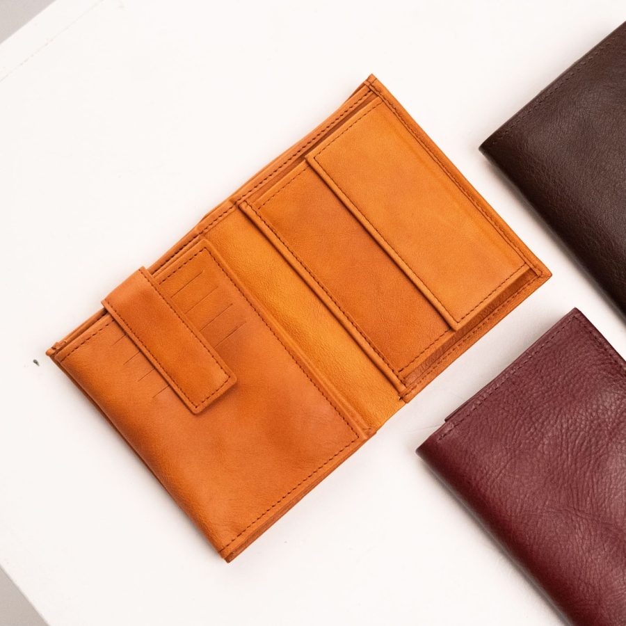 "Praktische Brieftasche für Männer aus echtem Leder, hergestellt in Estland